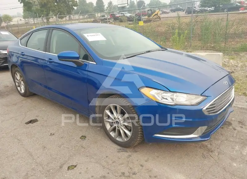 2017 Ford FUSION photo