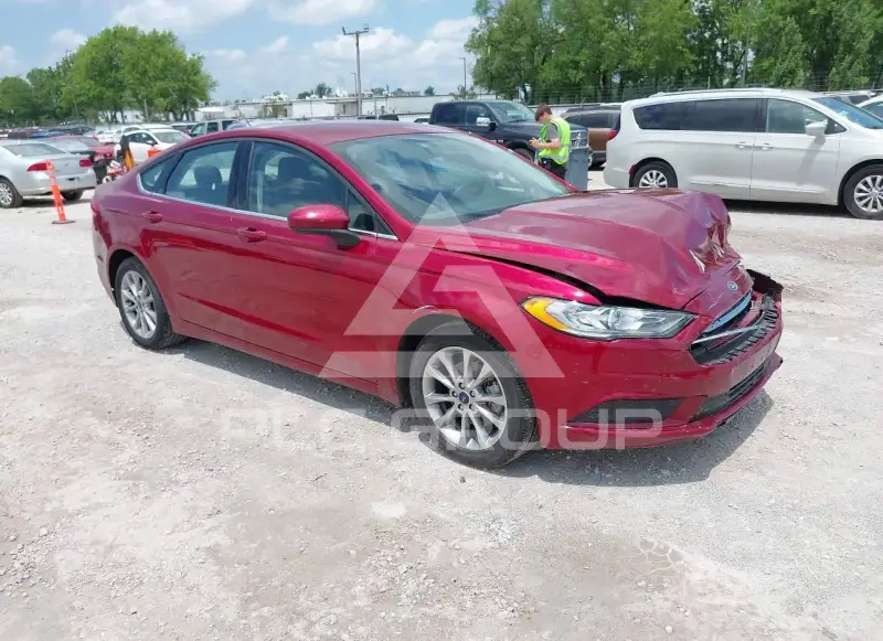 2017 Ford FUSION фото