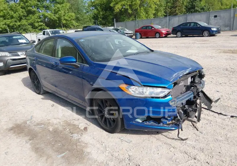 2017 Ford FUSION фото