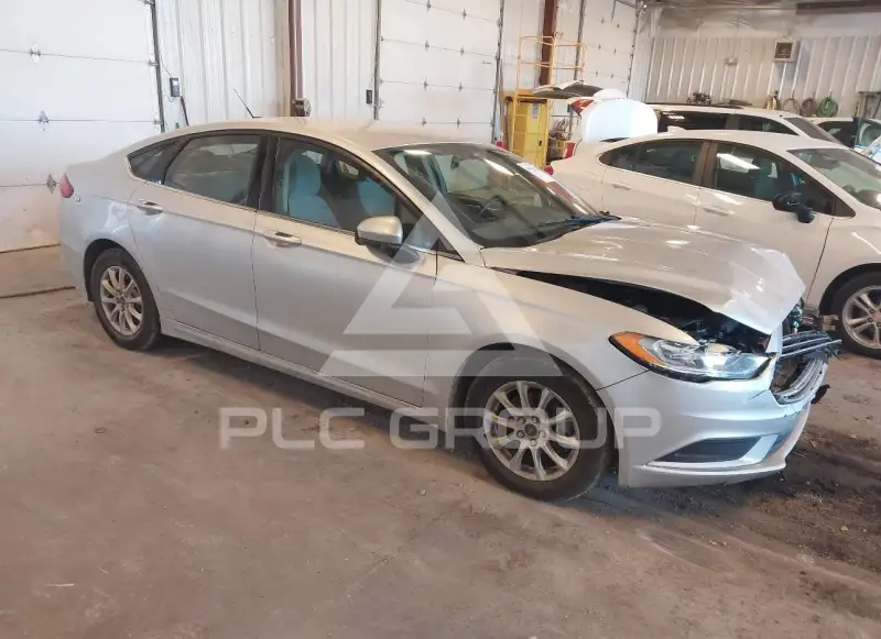 2017 Ford FUSION фото