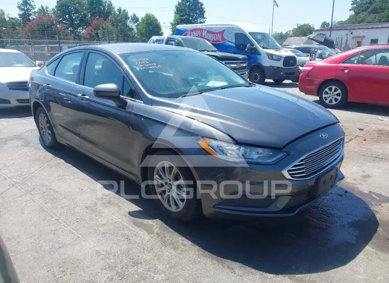 2017 Ford FUSION photo