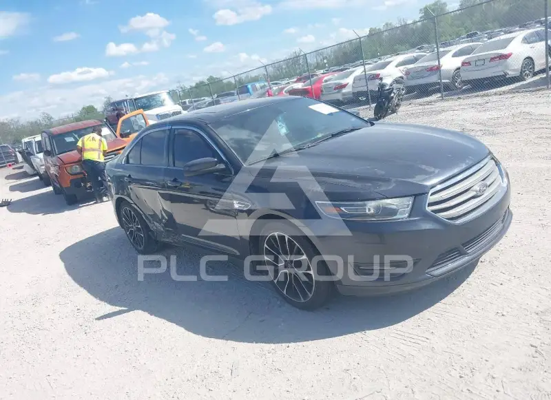 2017 Ford TAURUS фото