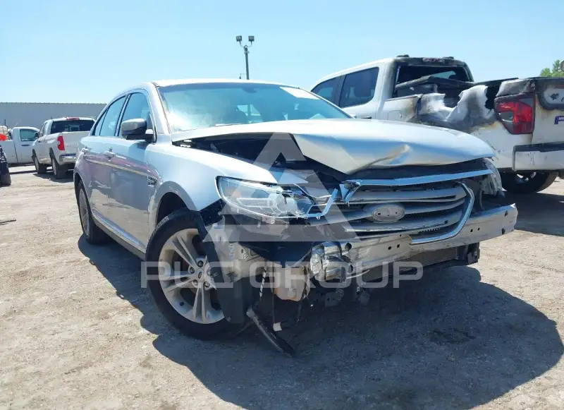 2017 Ford TAURUS фото