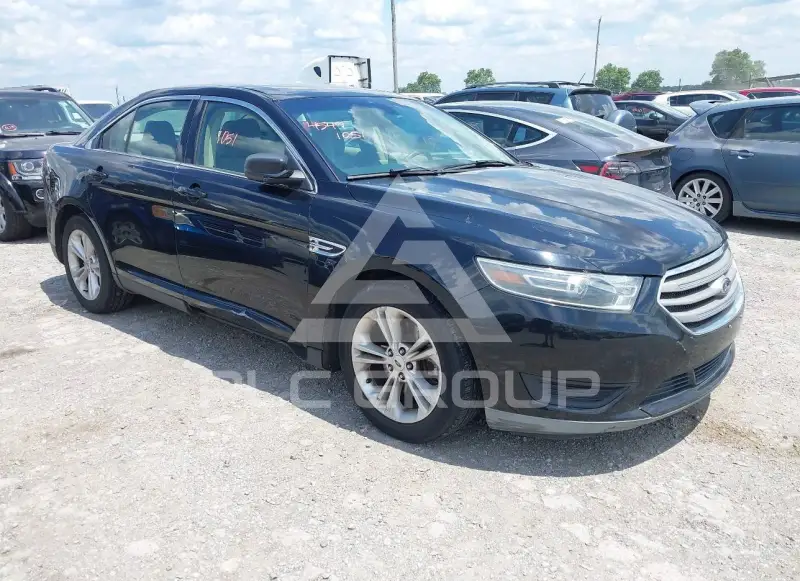 2017 Ford TAURUS фото