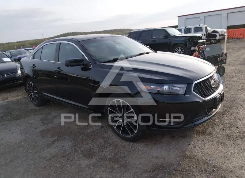 2017 Ford TAURUS фото
