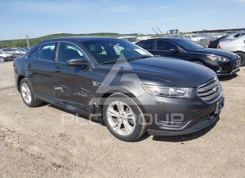 2017 Ford TAURUS фото