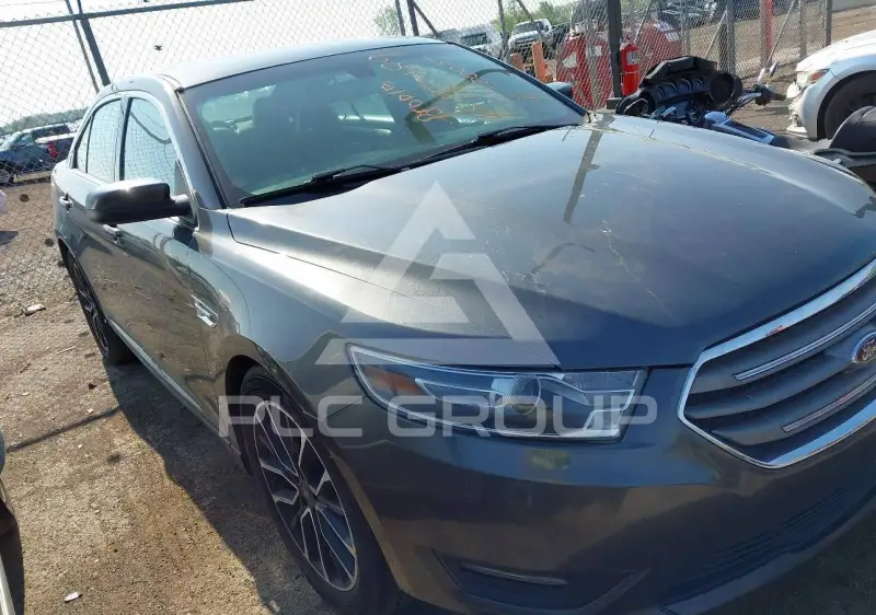 2017 Ford TAURUS photo