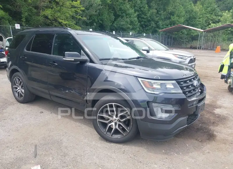 2017 Ford EXPLORER photo