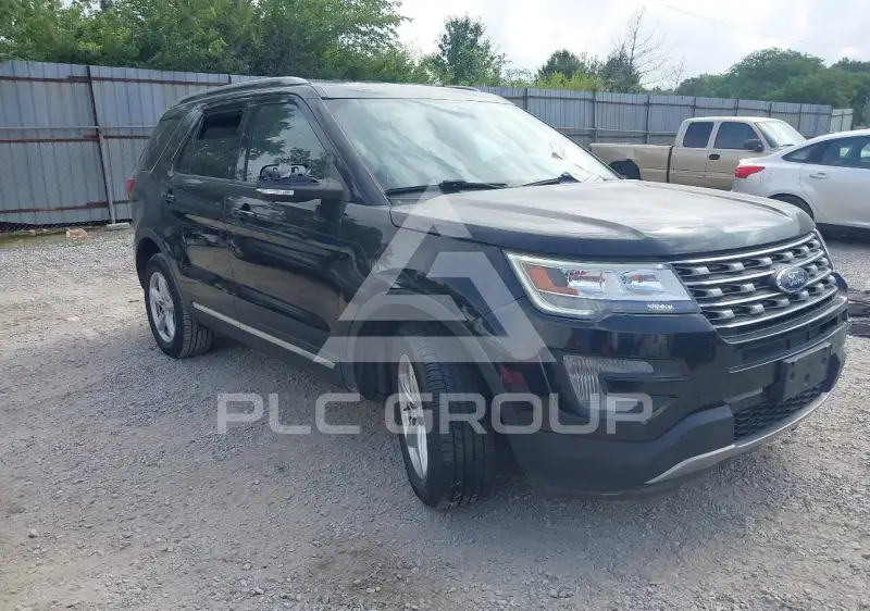 2017 Ford EXPLORER фото