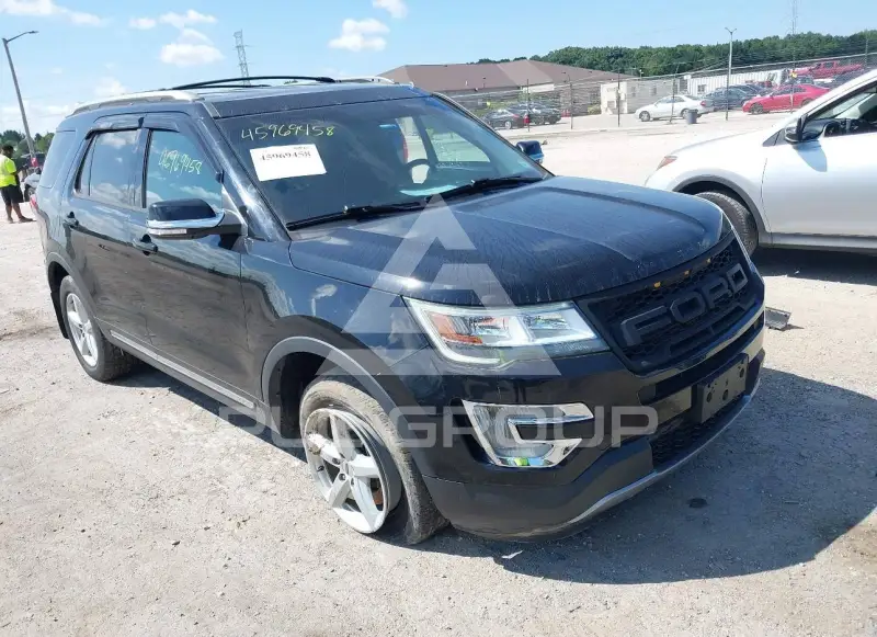 2017 Ford EXPLORER photo