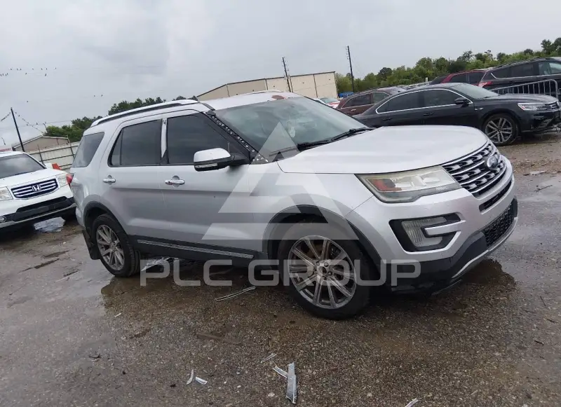 2017 Ford EXPLORER photo