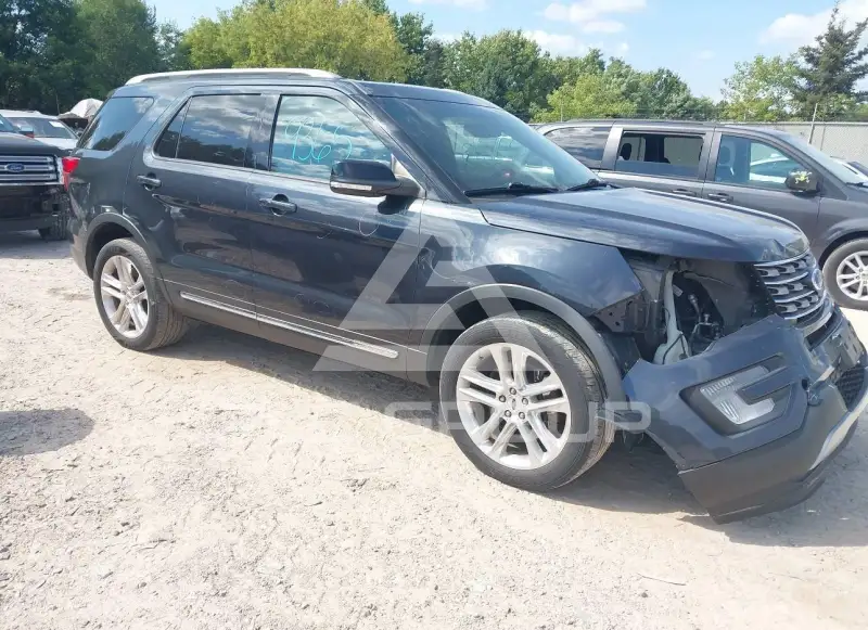 2017 Ford EXPLORER photo