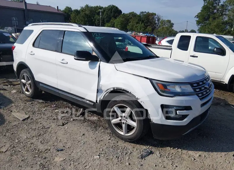 2017 Ford EXPLORER photo