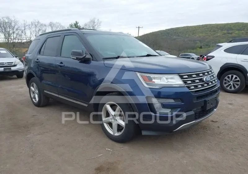 2017 Ford EXPLORER photo