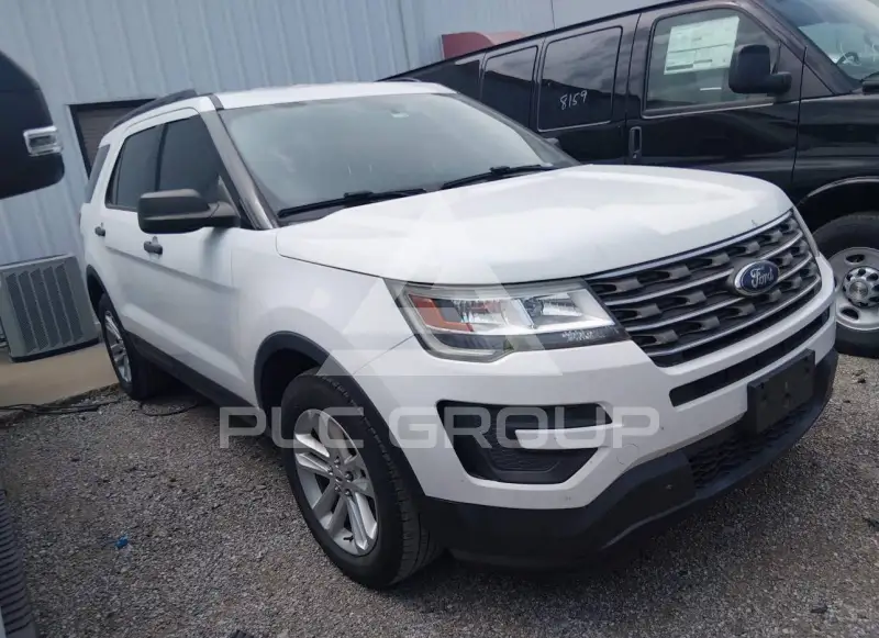2017 Ford EXPLORER photo