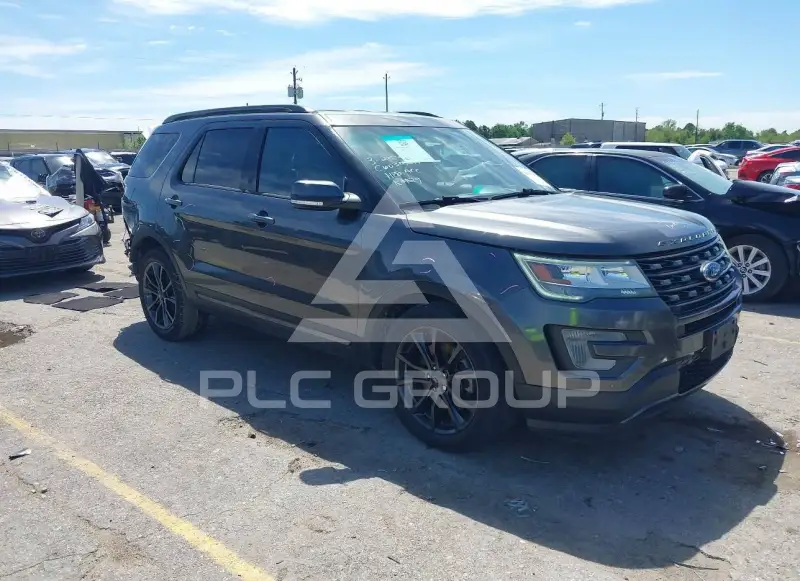 2017 Ford EXPLORER photo