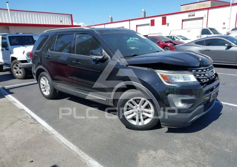 2017 Ford EXPLORER photo