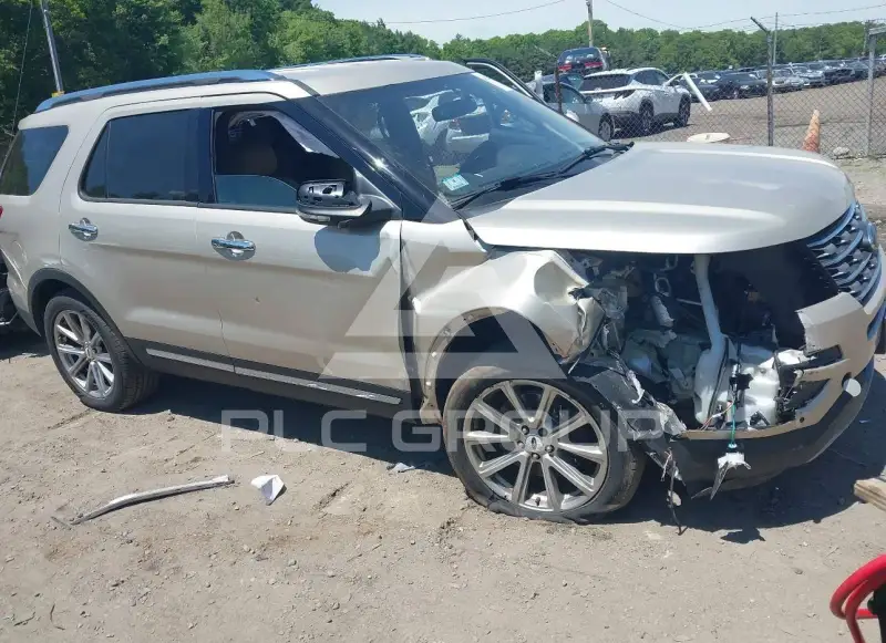 2017 Ford EXPLORER фото