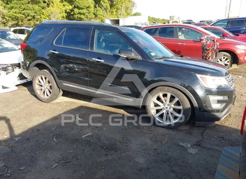 2017 Ford EXPLORER photo