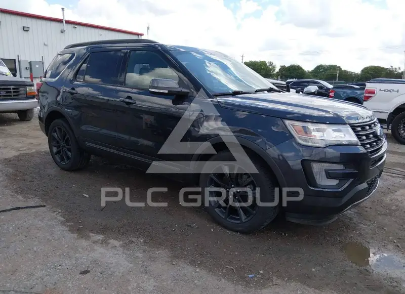 2017 Ford EXPLORER фото