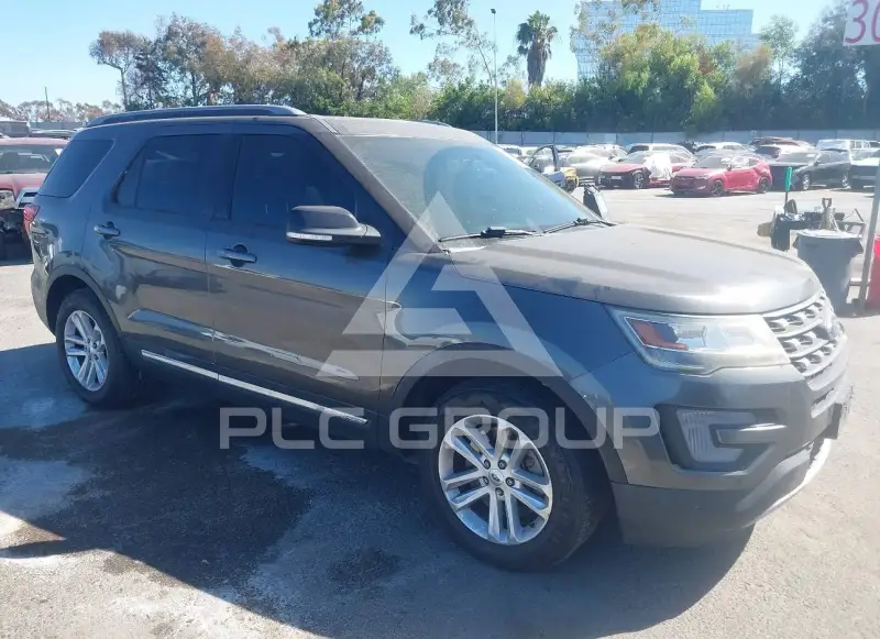 2017 Ford EXPLORER фото