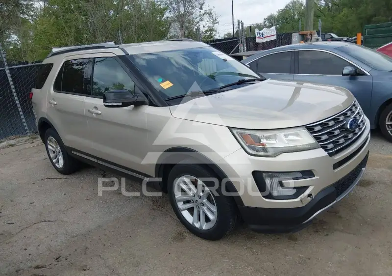 2017 Ford EXPLORER photo