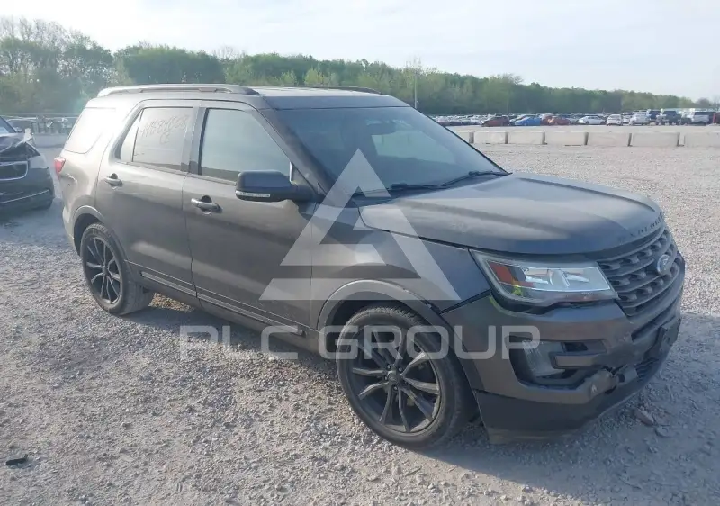 2017 Ford EXPLORER фото