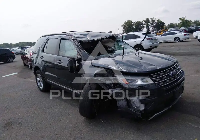 2017 Ford EXPLORER photo