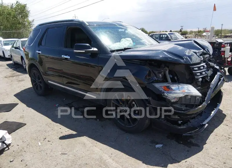 2017 Ford EXPLORER photo