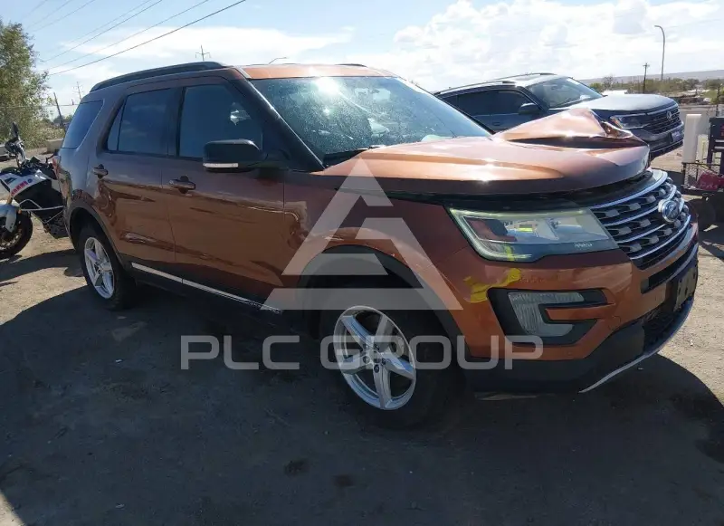 2017 Ford EXPLORER фото