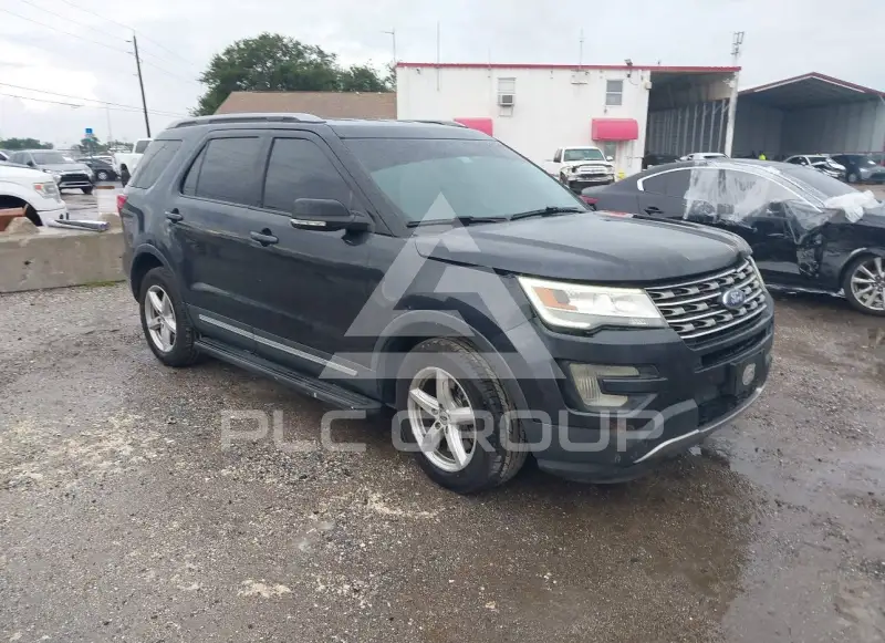 2017 Ford EXPLORER photo
