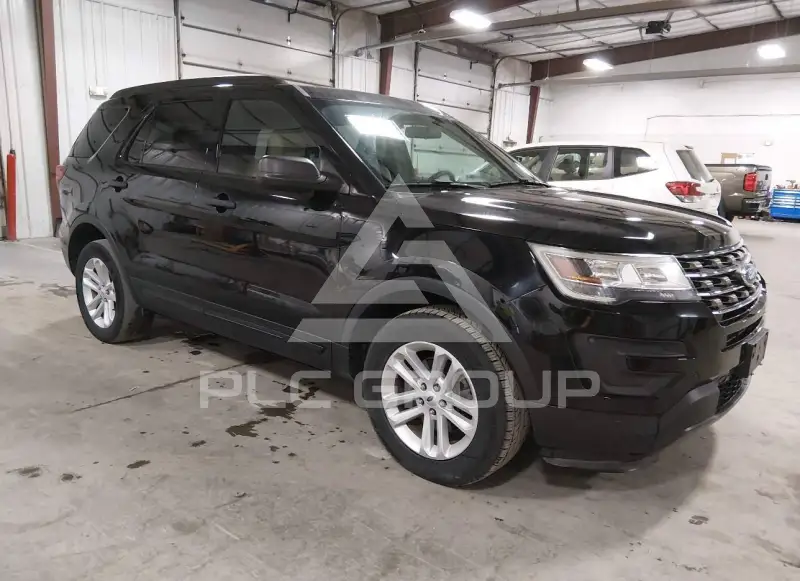 2017 Ford EXPLORER фото