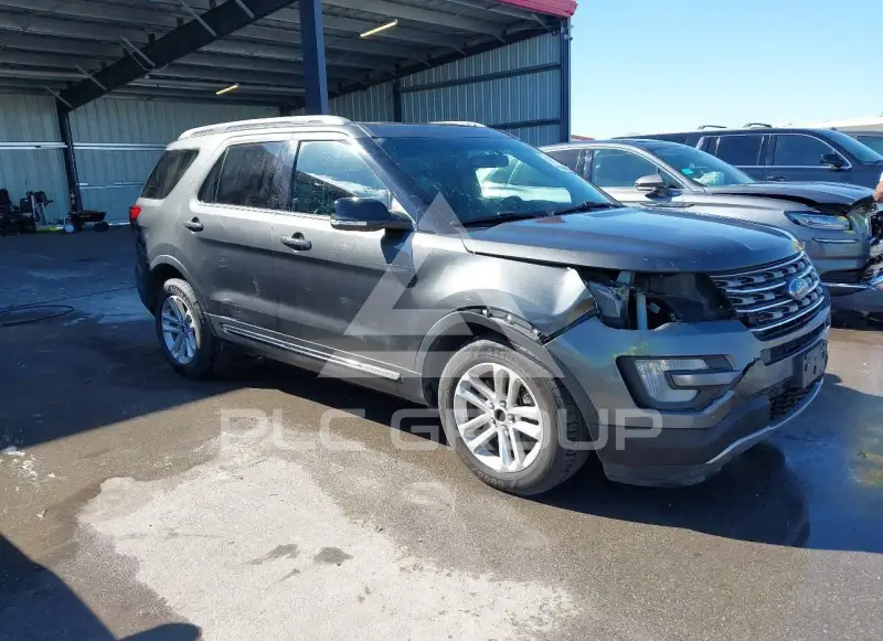 2017 Ford EXPLORER фото