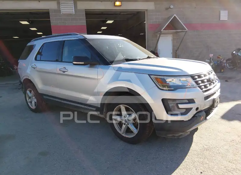 2017 Ford EXPLORER фото