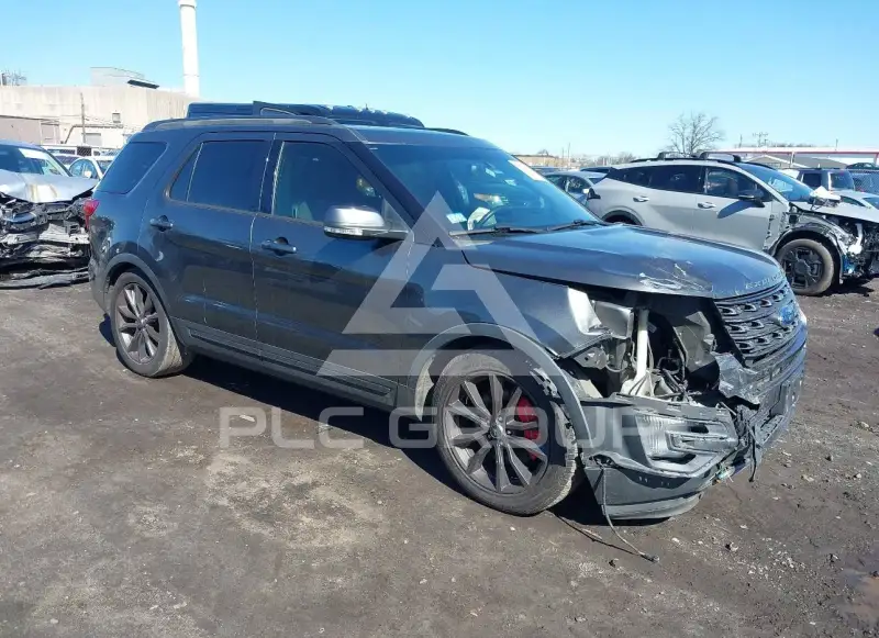 2017 Ford EXPLORER photo