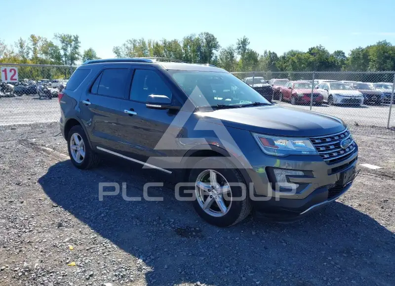 2017 Ford EXPLORER photo
