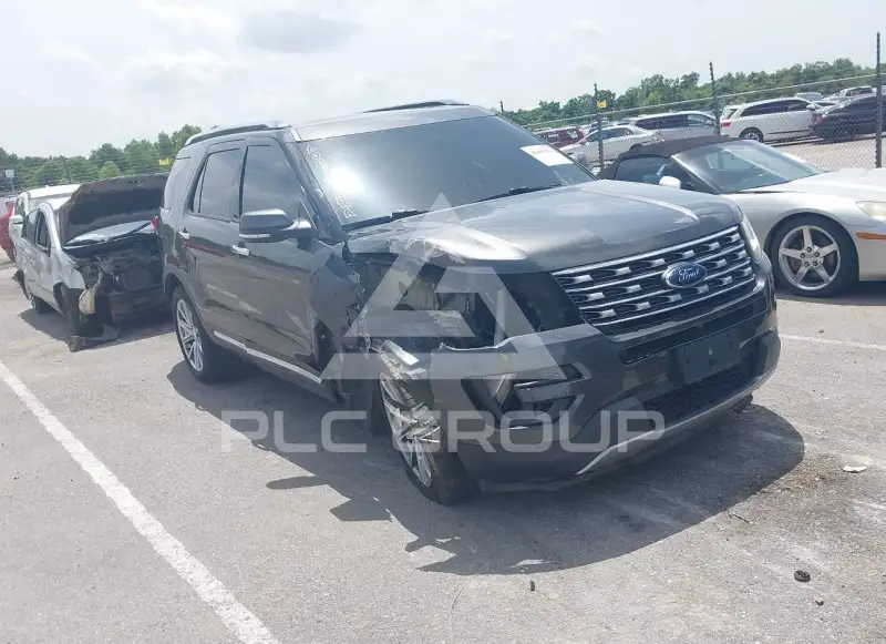 2017 Ford EXPLORER photo