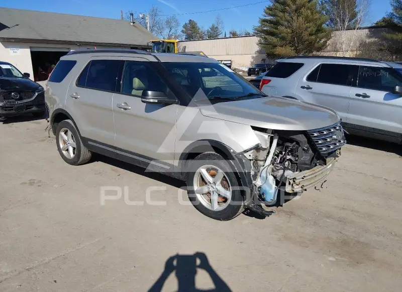 2017 Ford EXPLORER фото