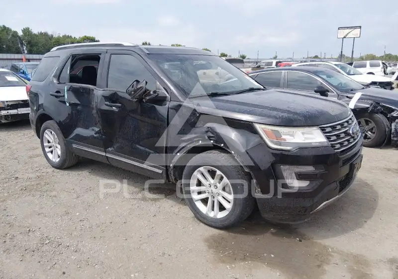 2017 Ford EXPLORER photo
