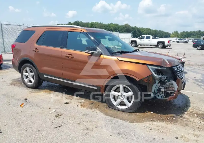2017 Ford EXPLORER фото