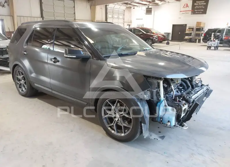 2017 Ford EXPLORER фото