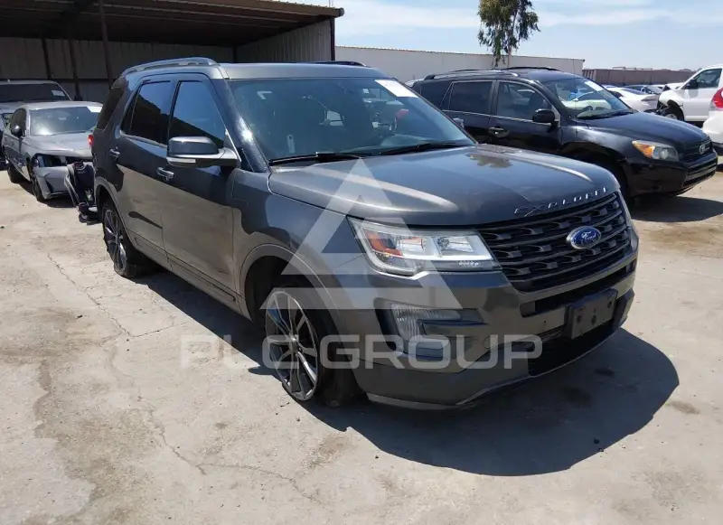 2017 Ford EXPLORER photo