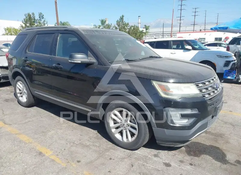 2017 Ford EXPLORER фото