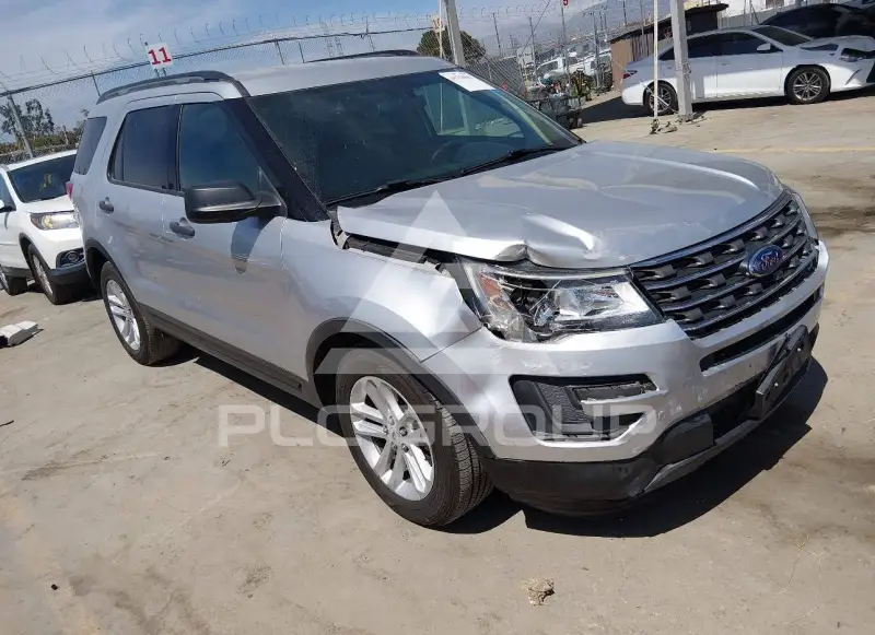 2017 Ford EXPLORER photo