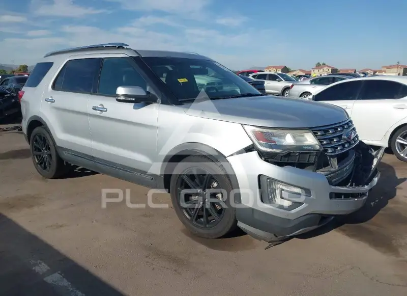 2017 Ford EXPLORER photo