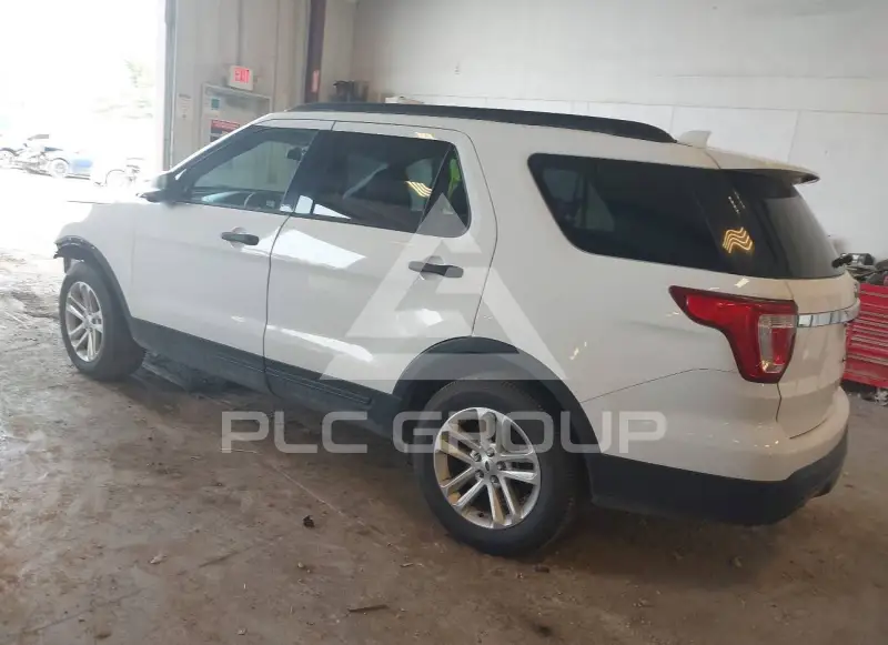 2017 Ford EXPLORER photo