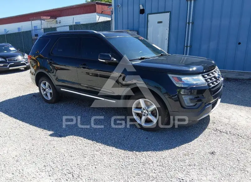 2017 Ford EXPLORER фото