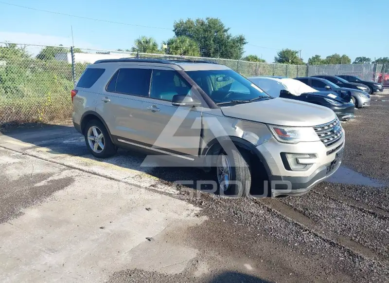 2017 Ford EXPLORER фото