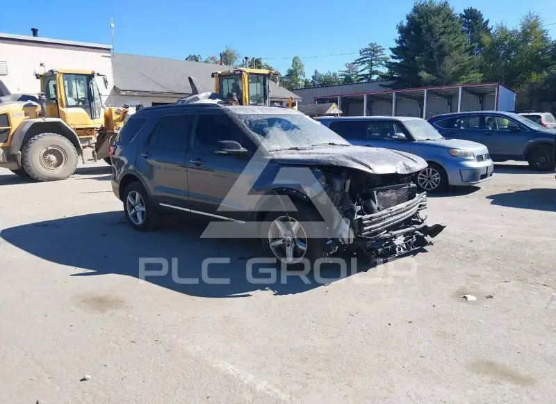 2017 Ford EXPLORER фото