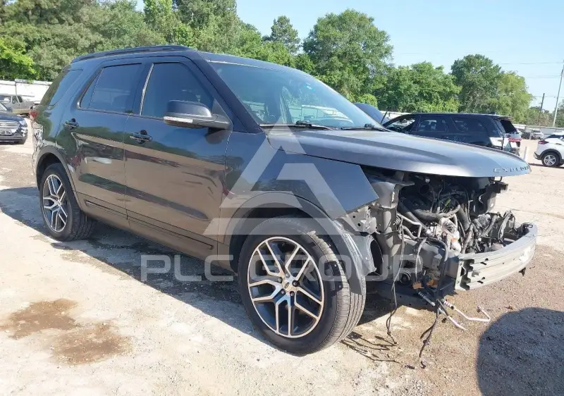 2017 Ford EXPLORER photo